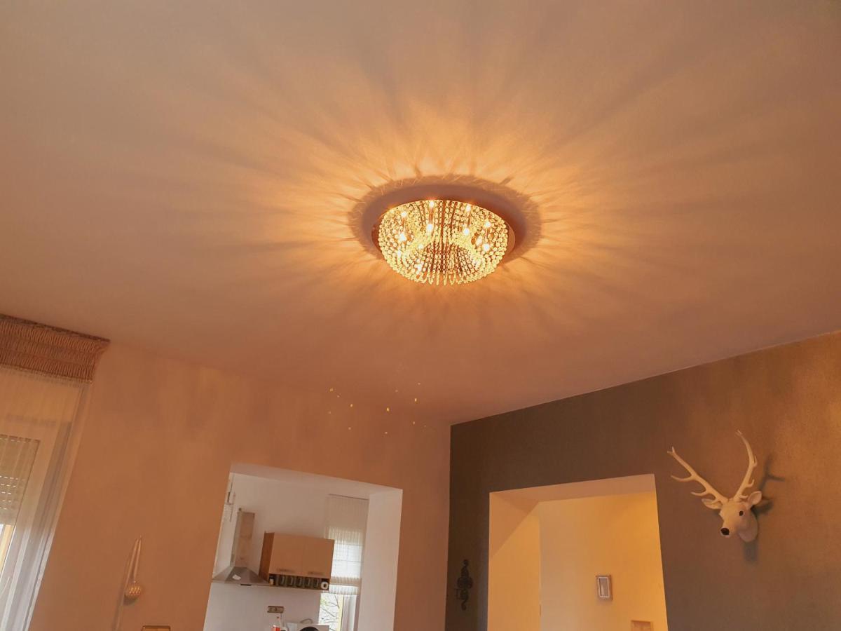 Adel Apartman Μίσκολτς Εξωτερικό φωτογραφία
